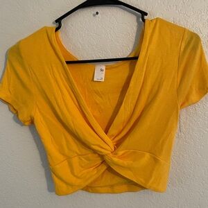 SO orange twist crop top size XS